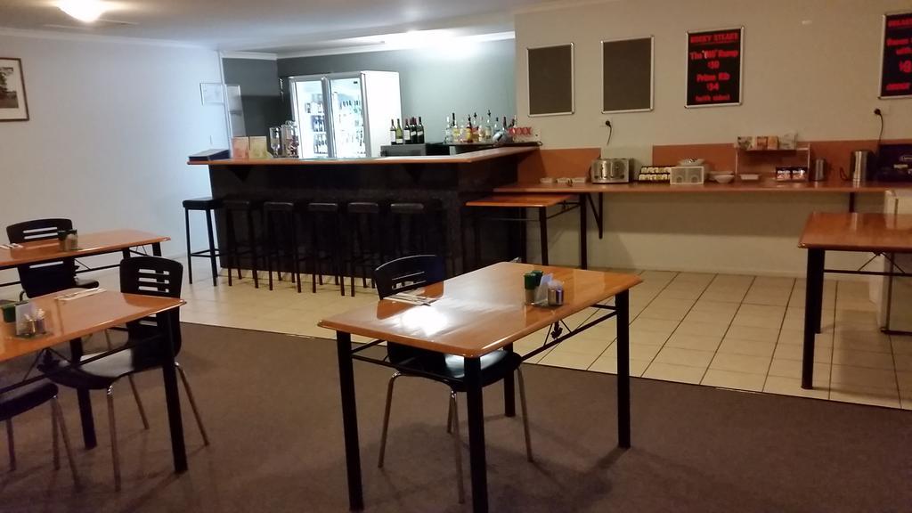True Blue Motor Inn Rockhampton Dış mekan fotoğraf