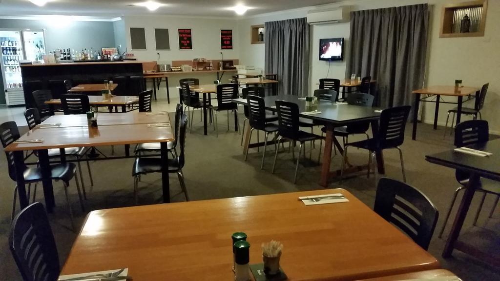 True Blue Motor Inn Rockhampton Dış mekan fotoğraf