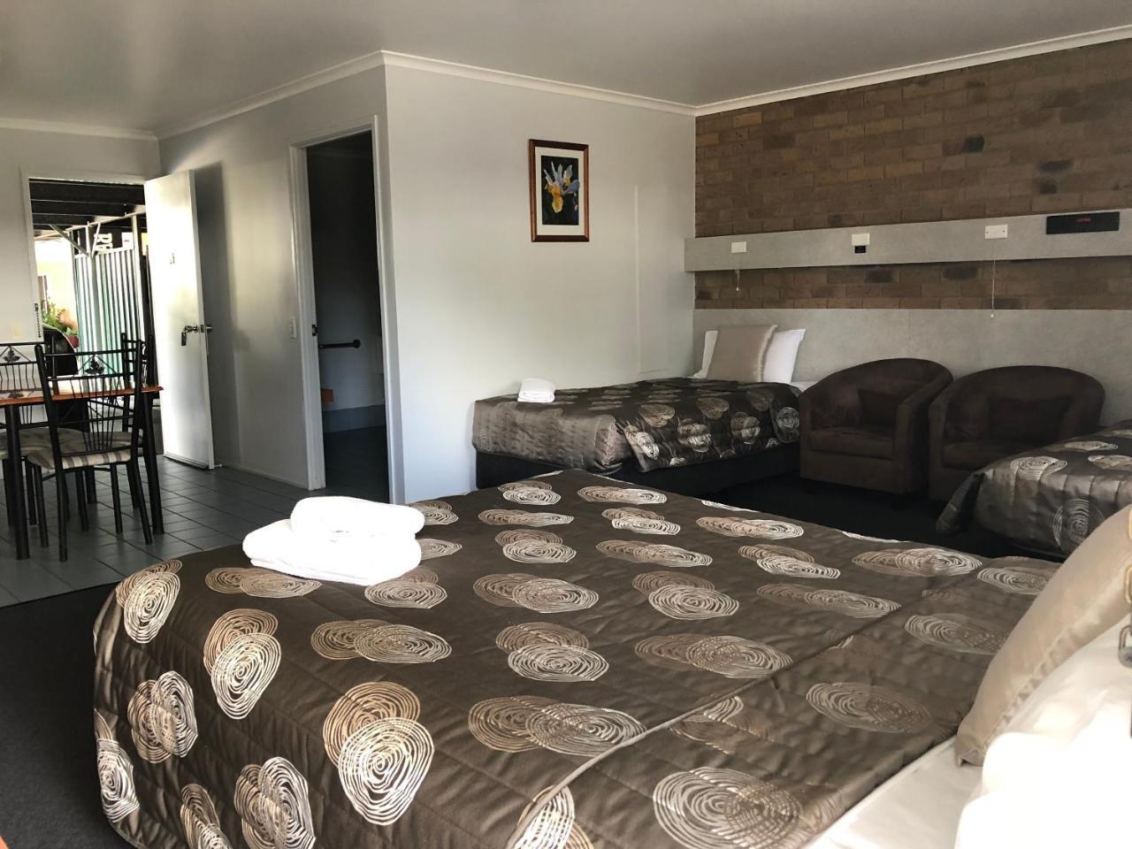 True Blue Motor Inn Rockhampton Dış mekan fotoğraf