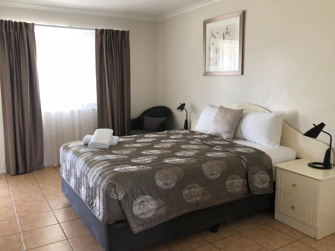True Blue Motor Inn Rockhampton Dış mekan fotoğraf