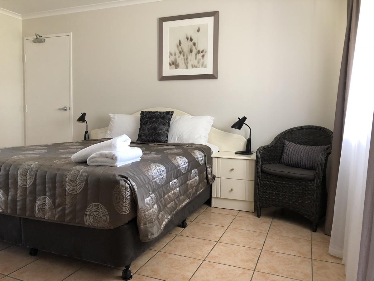True Blue Motor Inn Rockhampton Dış mekan fotoğraf