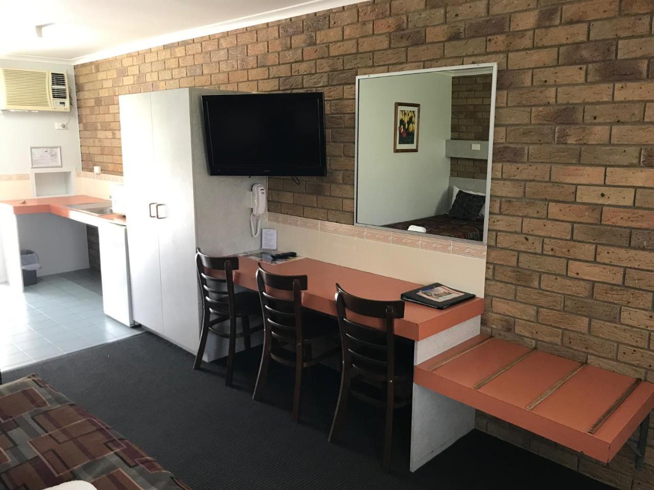 True Blue Motor Inn Rockhampton Dış mekan fotoğraf