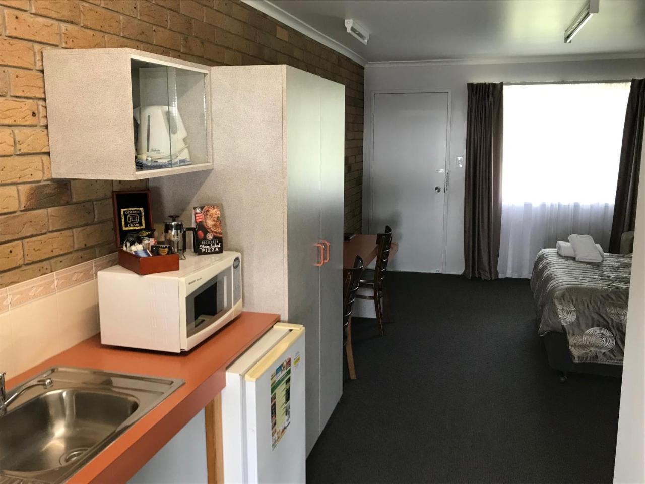 True Blue Motor Inn Rockhampton Dış mekan fotoğraf