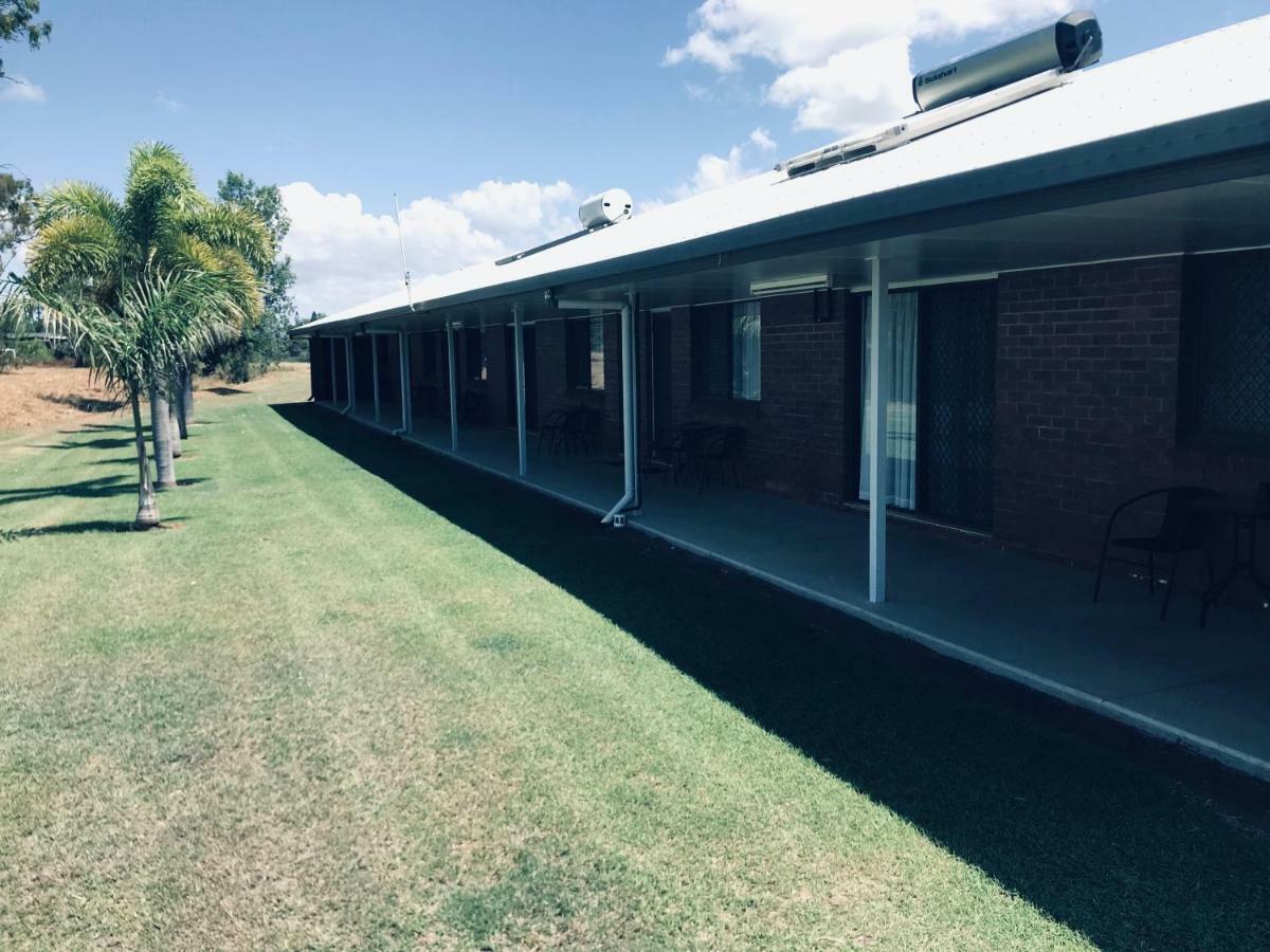 True Blue Motor Inn Rockhampton Dış mekan fotoğraf